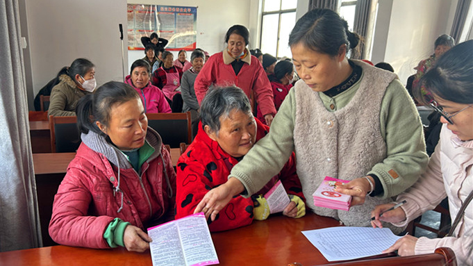 【黃山「鎮」能量】皖黟縣宏潭：「家常話」普法潤鄉野  「小分隊」護航暖人心