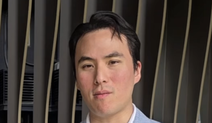 有片丨【宏福苑大火】何猷啟：東華三院籌1.5億善款 提供青年宿舍 第一時間支援災民