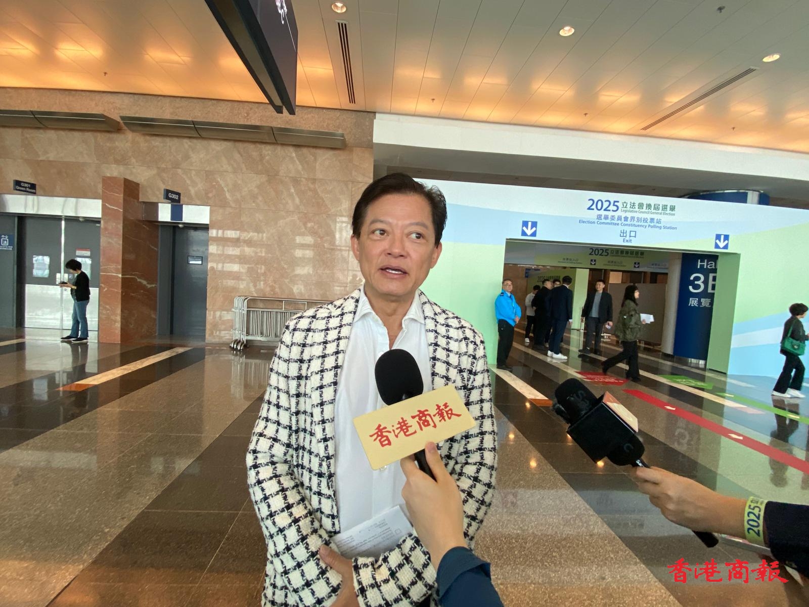 立法會選舉 | 莫華倫：希望選出立法會議員 為文化藝術界爭取多點資源