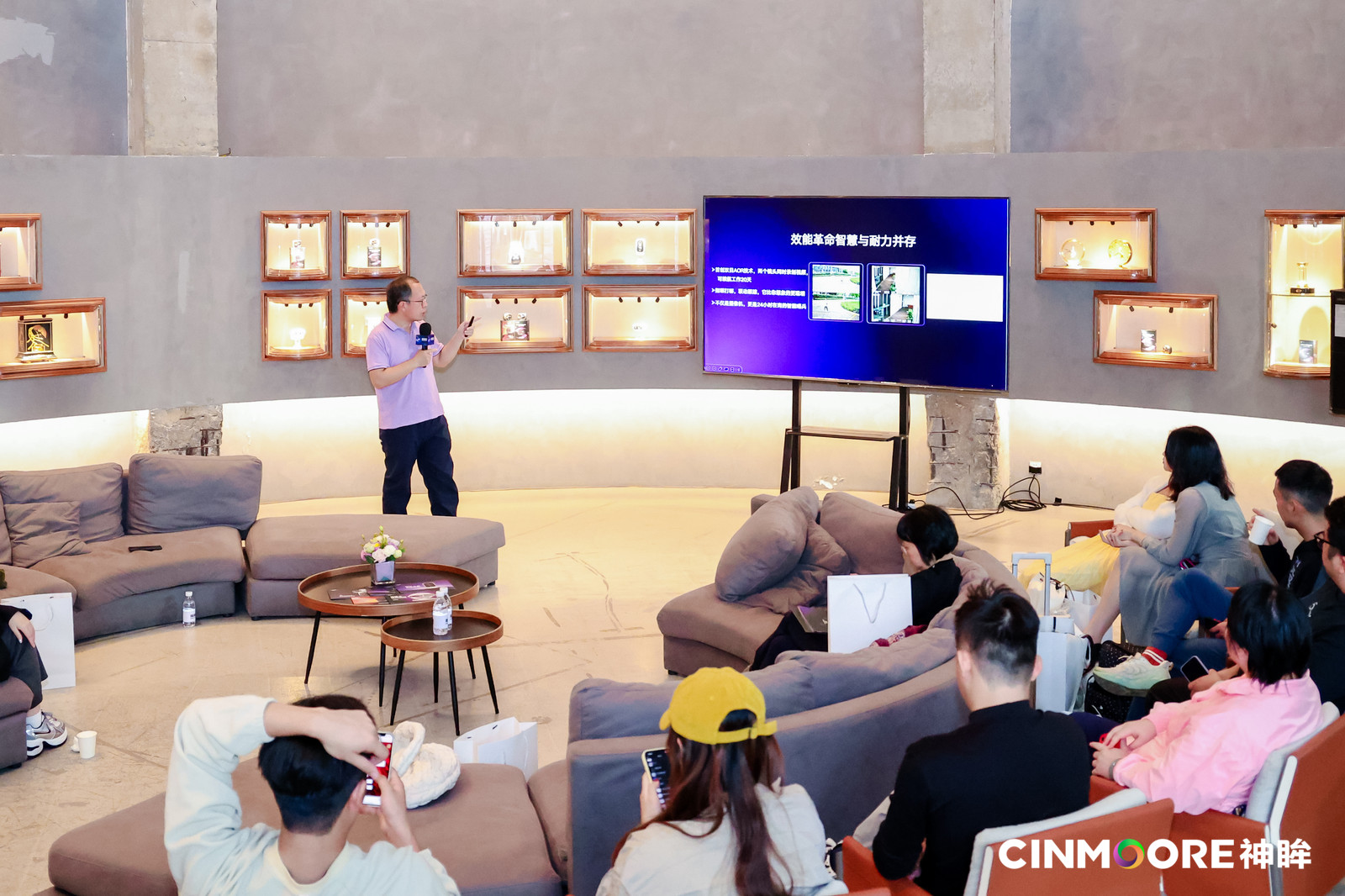 AI赋能视觉感知 自主“黑科技”亮相神眸生态共创大会