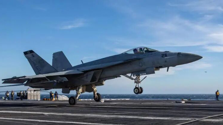 美海軍公布三起「超級大黃蜂」戰機墜機事故原因