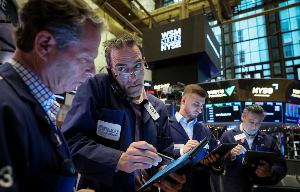 美股三大指數小幅下跌