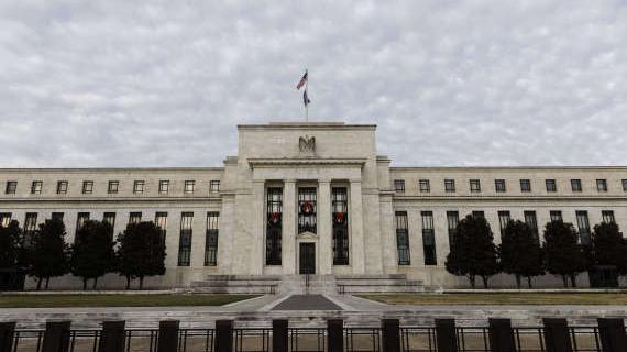 美聯儲舉行12月議息會議 降息預期下白銀價格創歷史新高