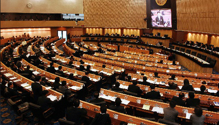 泰國國王批准解散國會下議院 