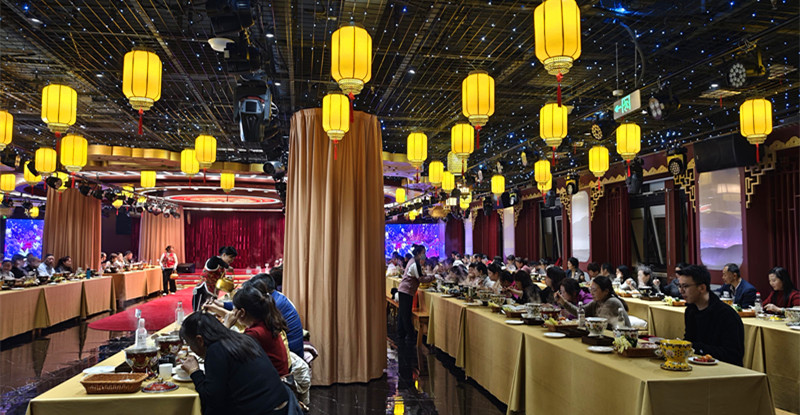 皖徽州區：人間有味是徽州  地道且看長桌宴