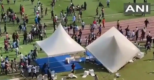 美斯印度行爆發騷亂 球迷憤怒：花了錢卻看不到人