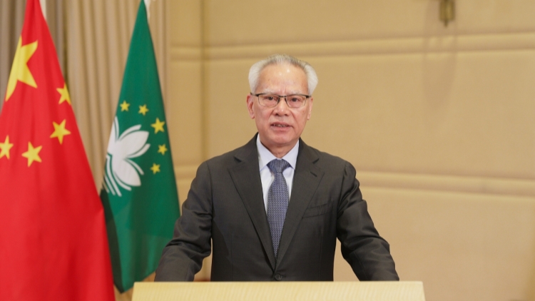 澳門特區行政長官岑浩輝明日起到北京述職