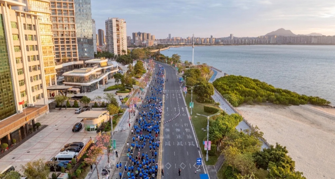 暢享冬日的「速度與激情」 國內外「鐵人」齊聚汕尾品清湖