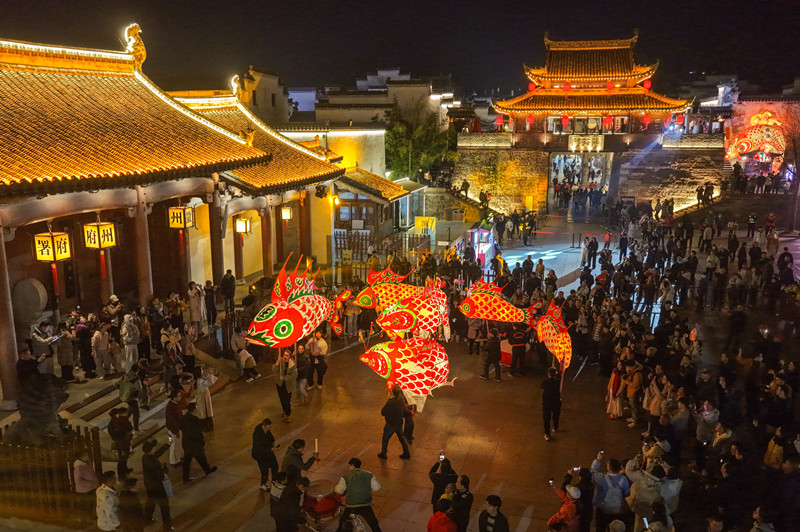 「魚燈上新了，不嬉不行！」黃山歙縣邀你共赴徽州年