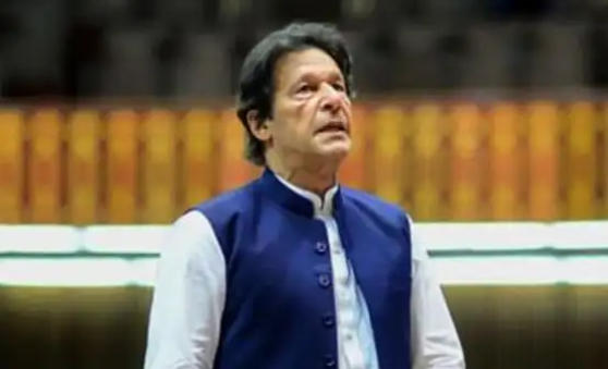 巴基斯坦前總理伊姆蘭·汗及其妻子被判17年監禁