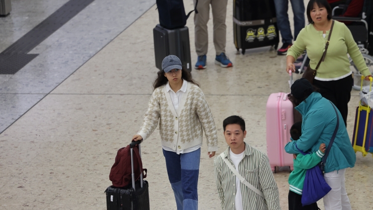 西九龍邊檢站年內查驗出入境旅客首破3000萬人次