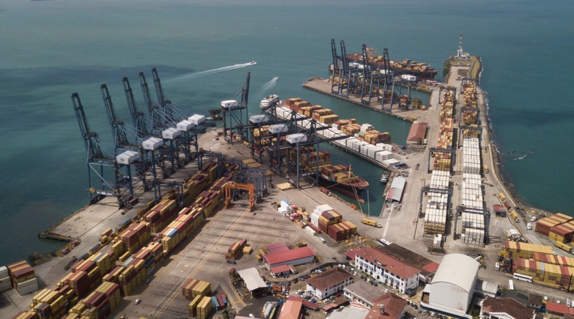 傳中遠堅持獲多數股權 貝萊德等考慮放棄交易