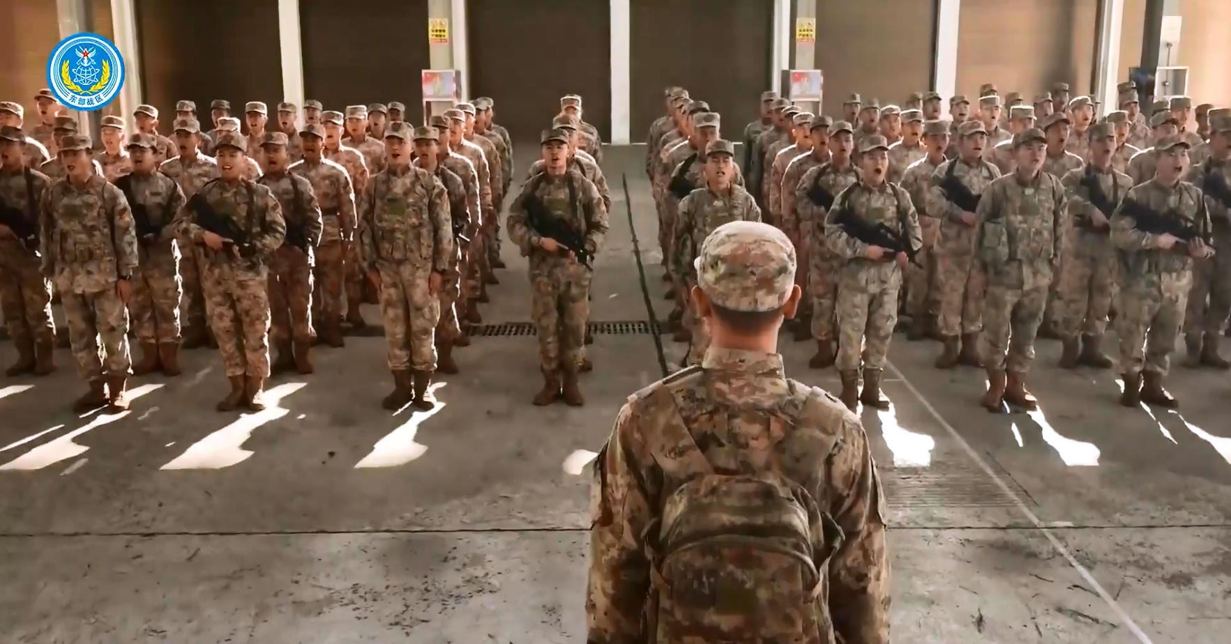有片 | 東部戰區發布軍事演習現場視頻《驅殲 破擊 遠襲》