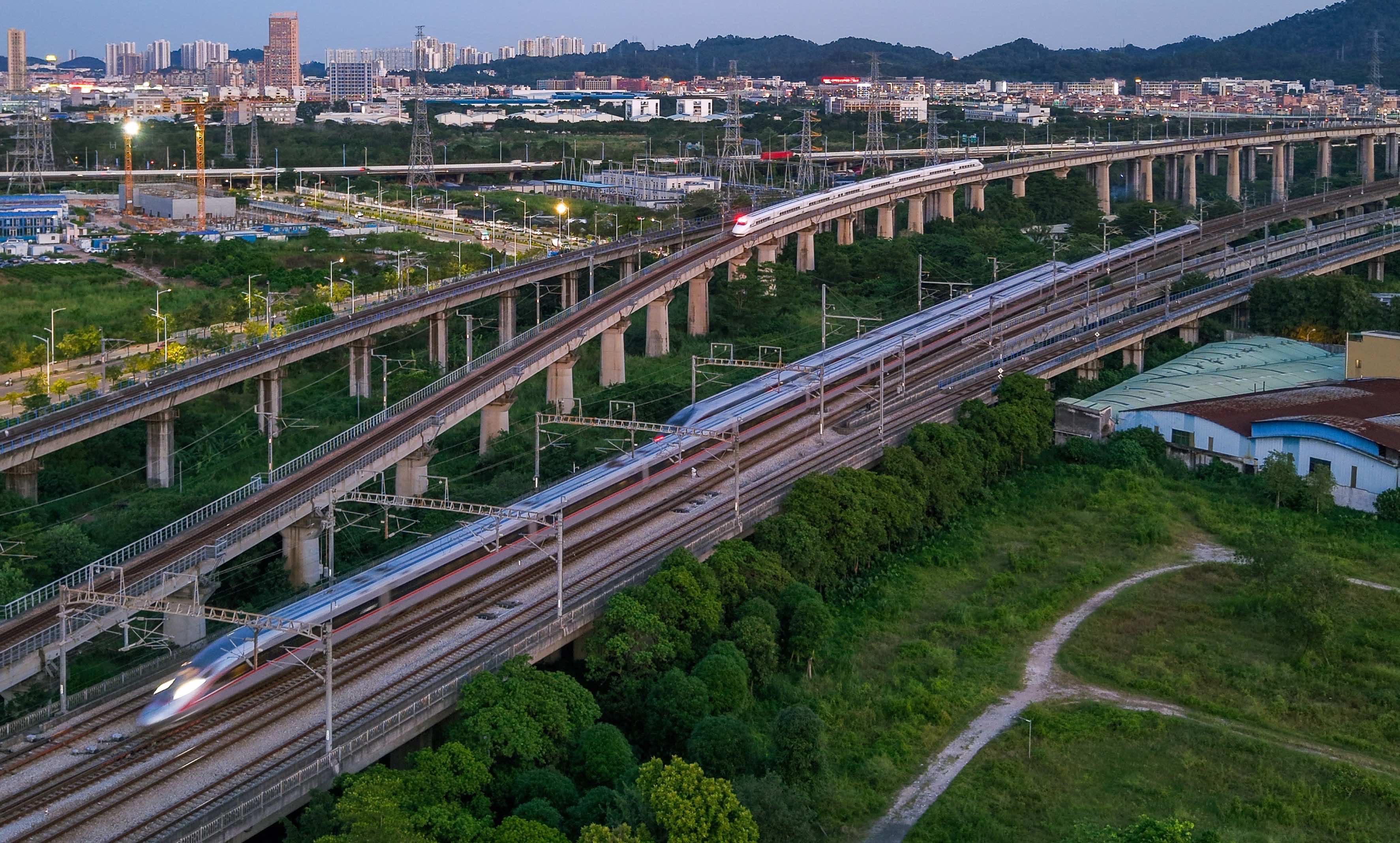 元旦假期鐵路運輸第一天 國鐵廣州局預計發送旅客246.5萬人次