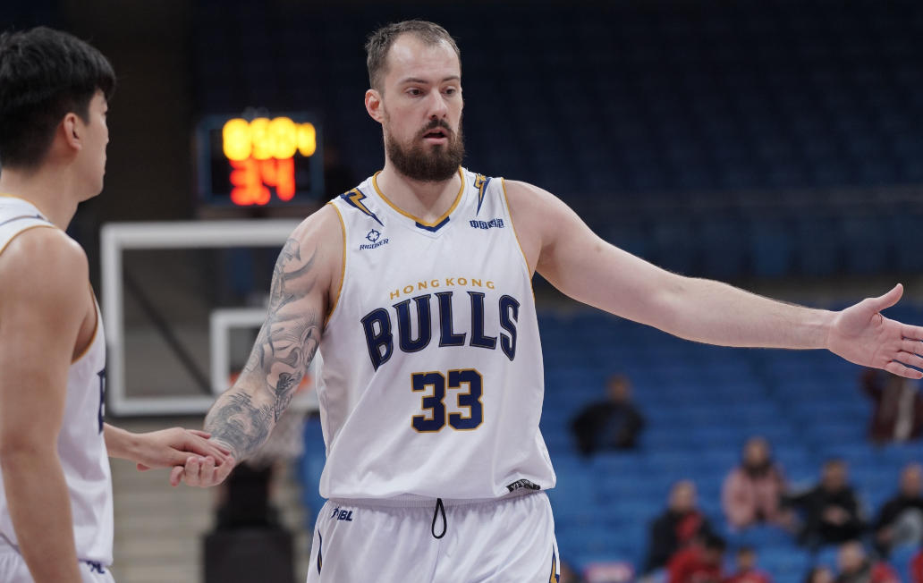 作客101:77勇破安徽皖江龍  香港金牛NBL連下四城