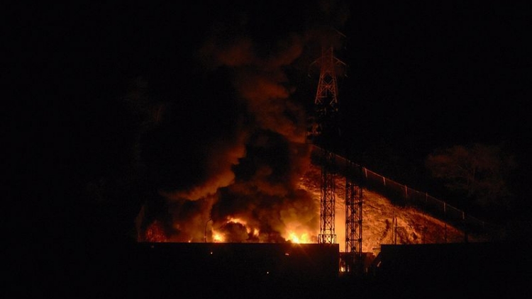 美軍對委內瑞拉轟炸持續約1小時 目標包括軍用機場等