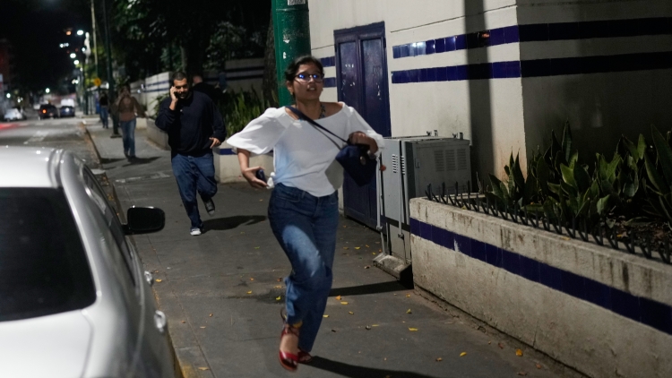 美媒：特朗普數日前就批准打擊委內瑞拉