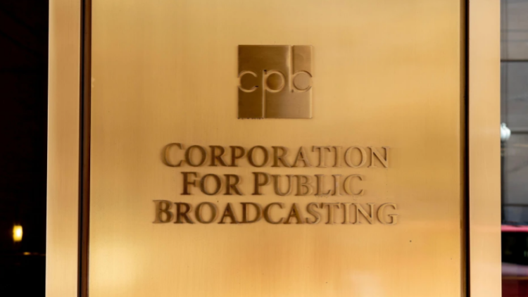 特朗普撤銷撥款 美國公共廣播公司解散