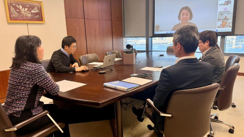 運輸及物流局：要求運輸署盡快提改善方案 處理「免試簽發」申請的排隊現象