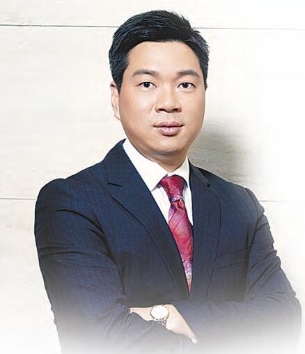 【首席专访】金融风险利剑高悬 今年应抓住时