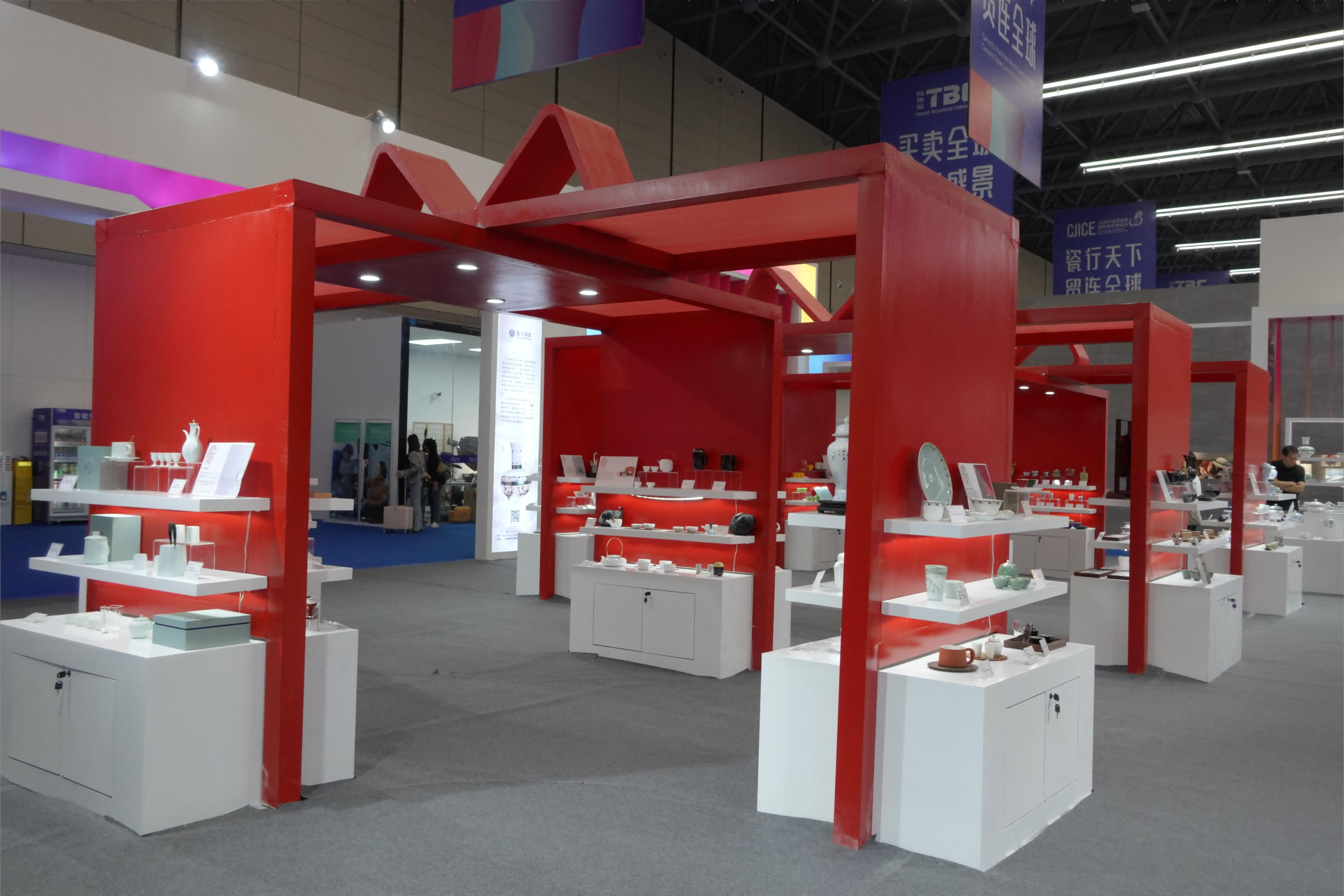 图三 “”多彩中国 佳节好物“主题展馆”展品(1)(1).png