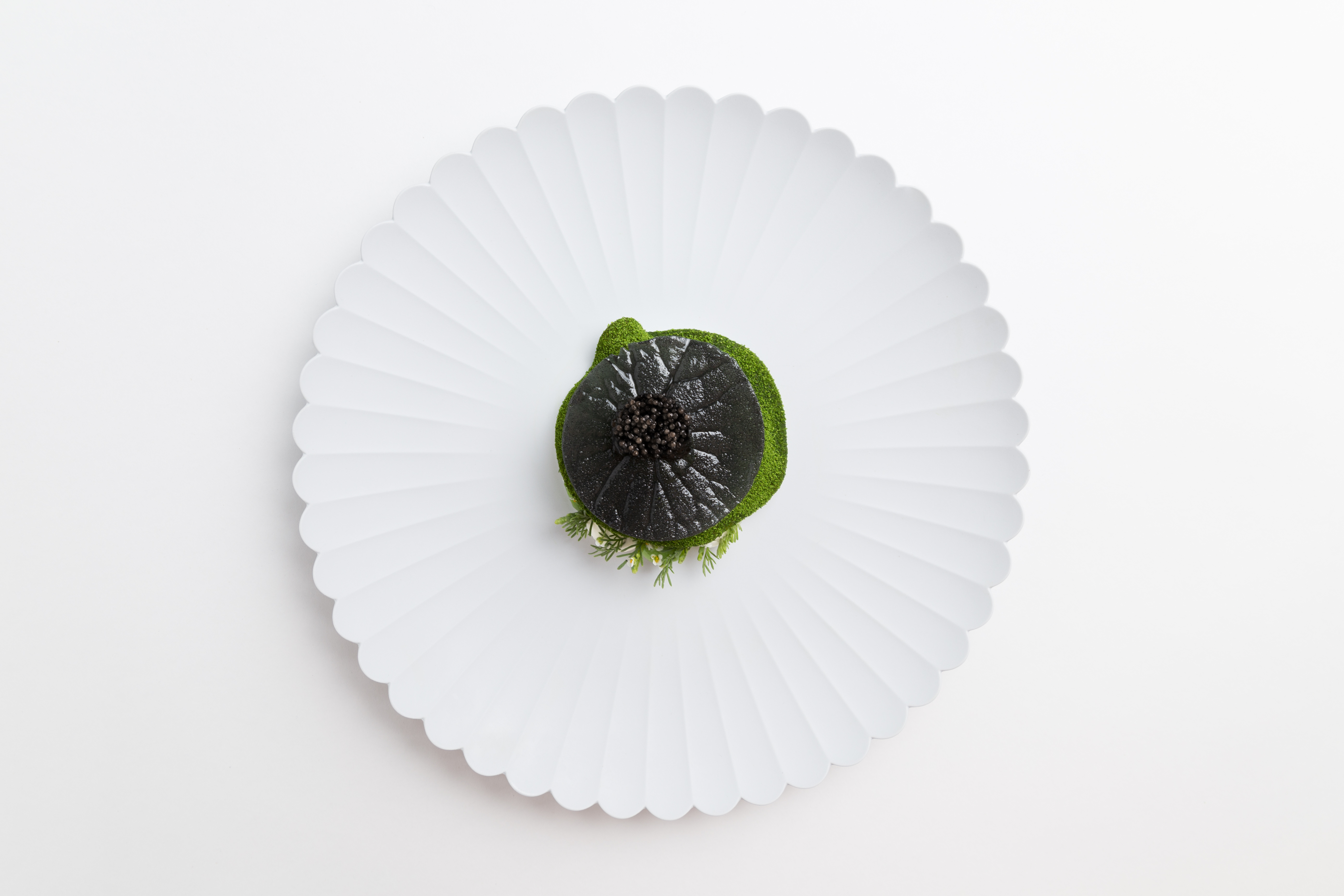 20230714-Cristal Room - Hong Kong -Chinese Pea Geranium rosat Gyokuro tsukudani infusion caviar-©groupePIC-5.jpg