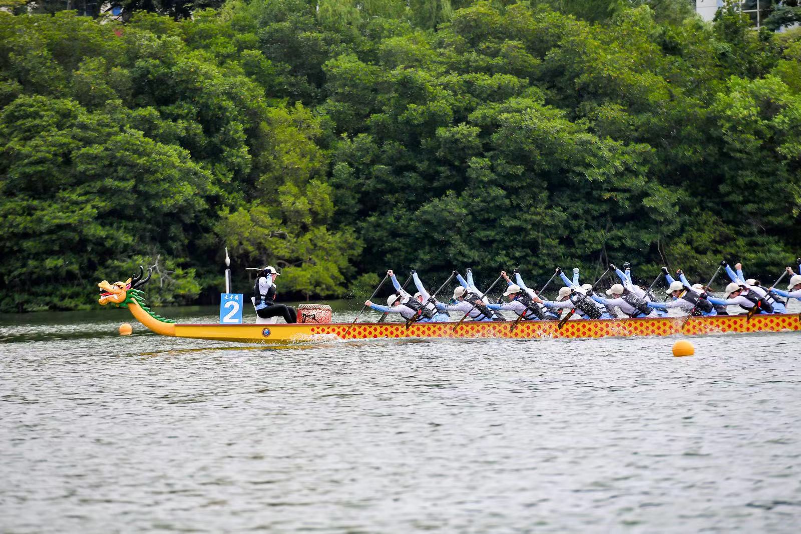 圖1： 省七屆民族運動會龍舟項目比賽現場（省七屆民族運動會執委會供圖）.jpg