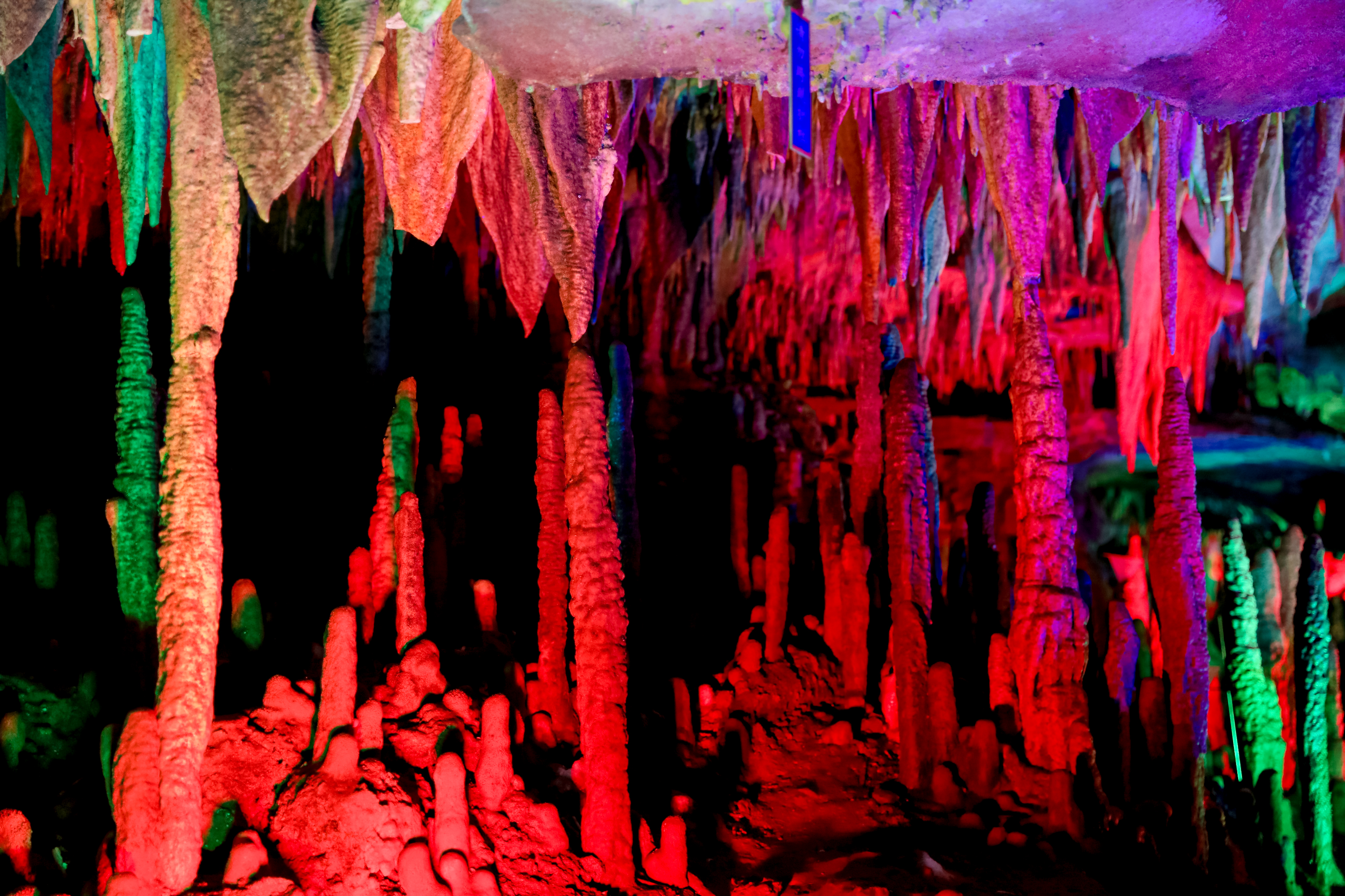 图二 万年神农源景区.jpg