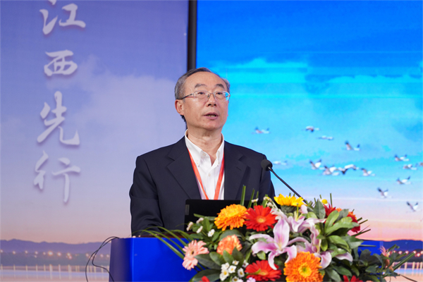 图三 中国研促会副会长兼秘书长刘青松致辞(1)(1).jpg