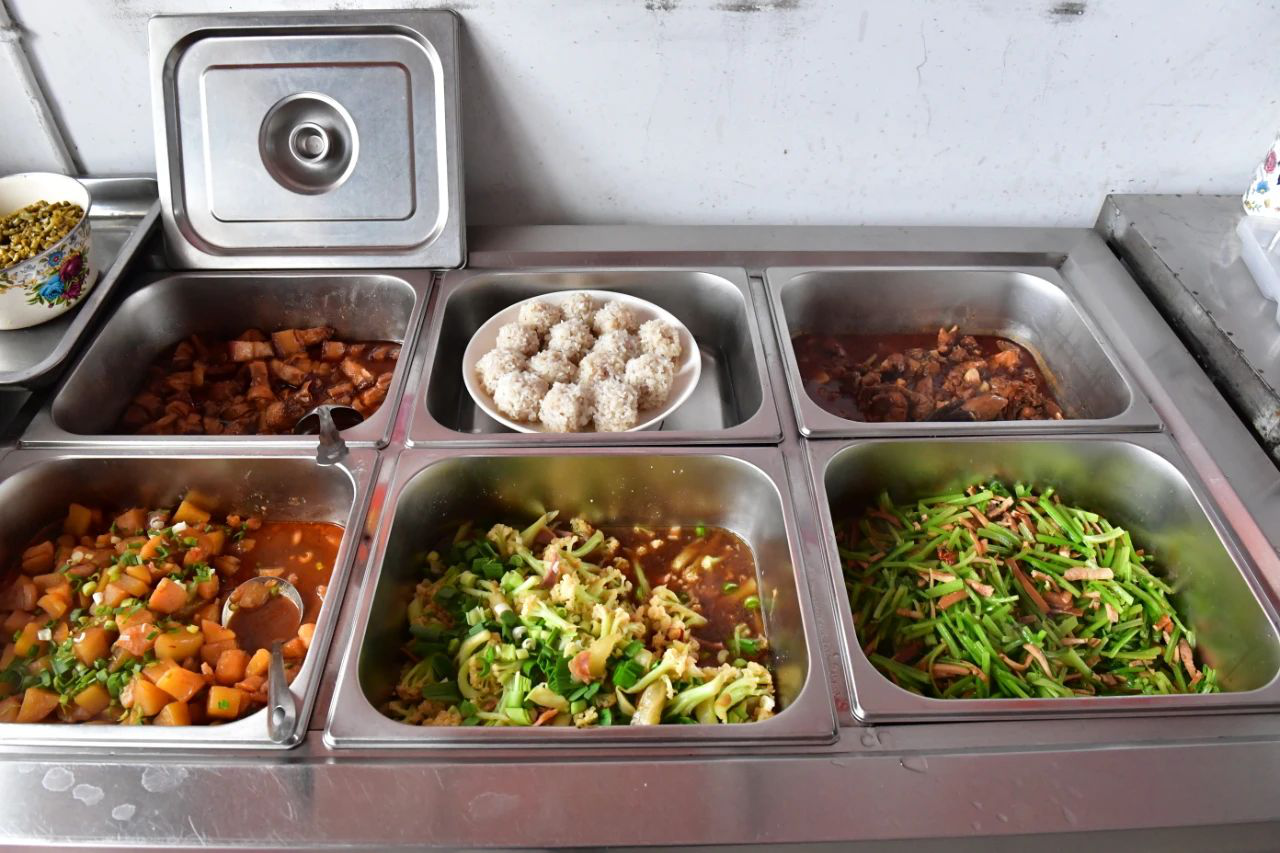 2.安徽巢湖:免費送餐 打通服務特殊老年群體「最後一米」.png