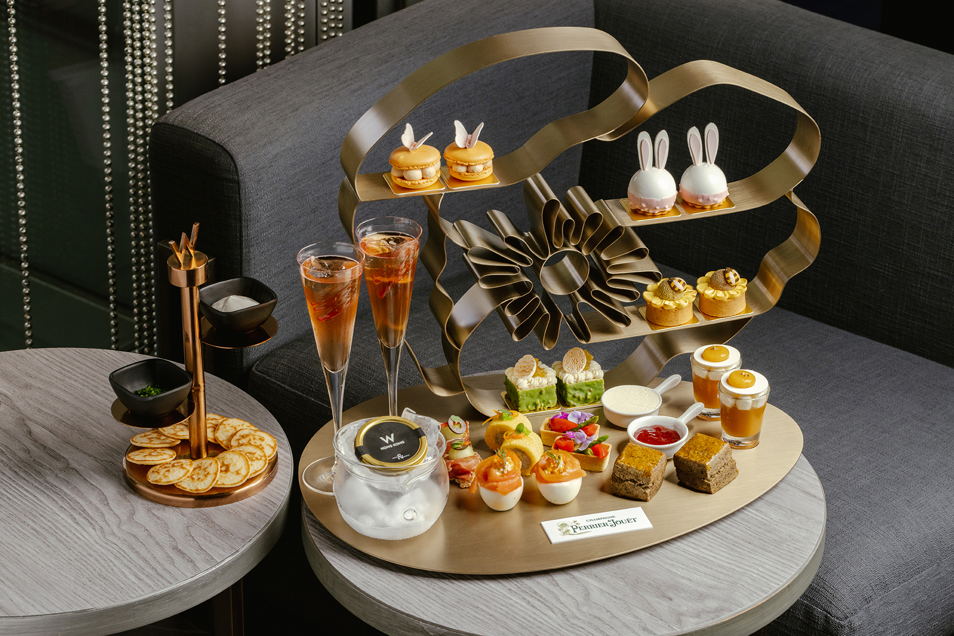 W Hong Kong-140-72dpi.jpg