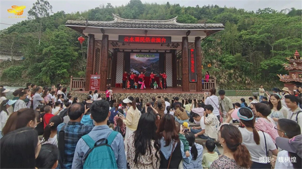 圖2 雲水謠木偶民俗表演.jpg