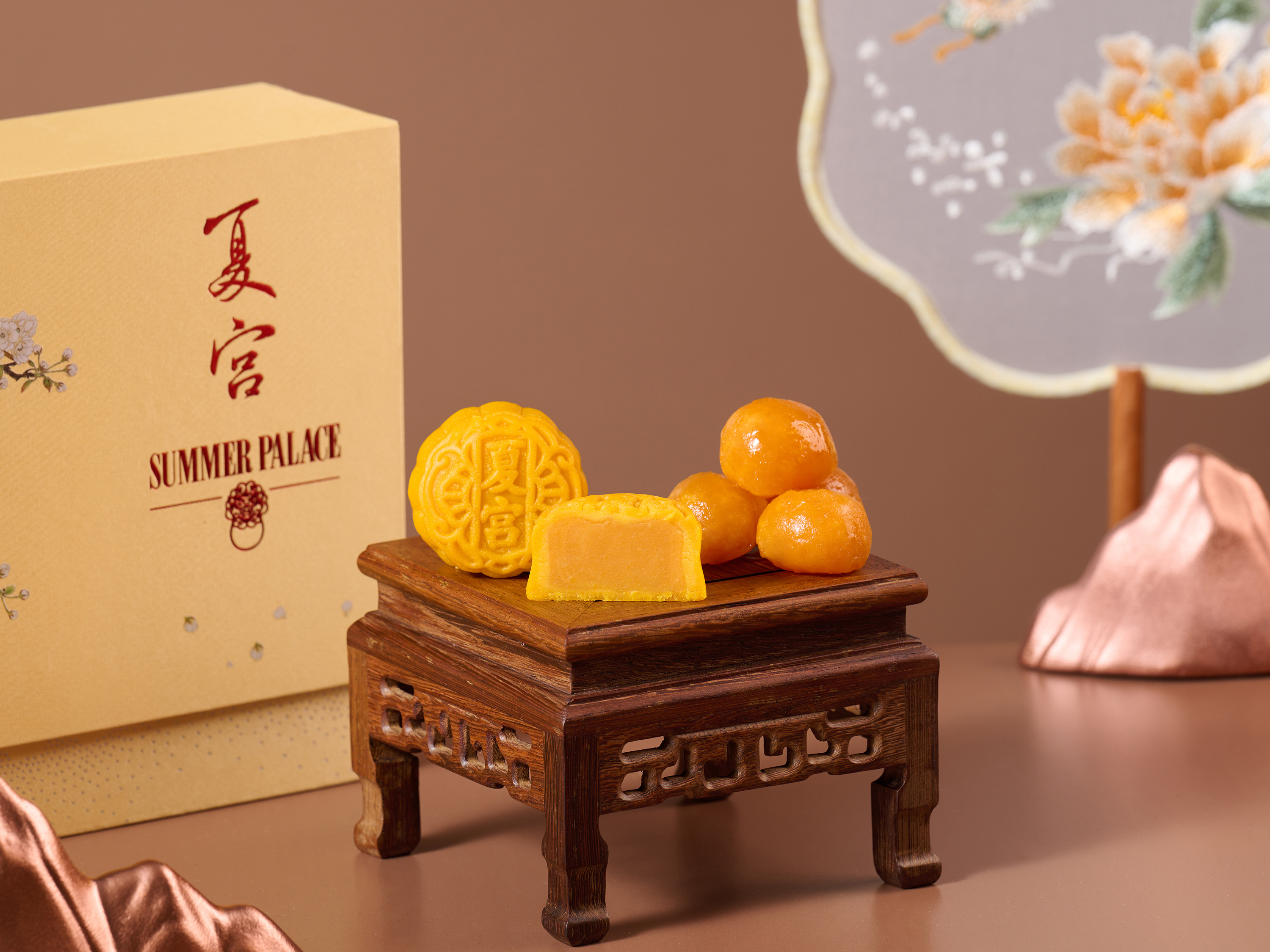 Summer Palace Mini Milk Custard Mooncake - 1.jpg