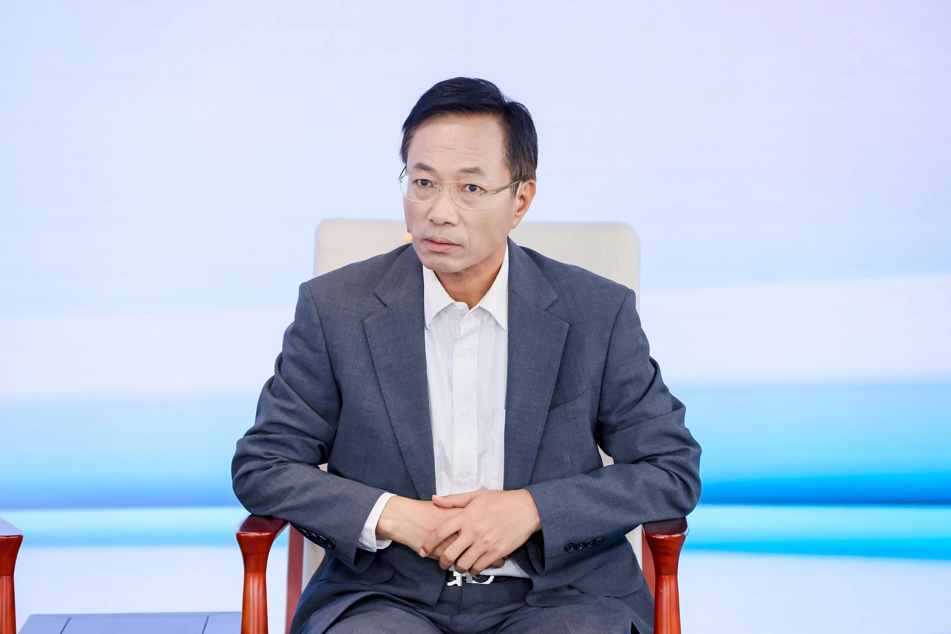 深圳市零售商业行业协会会长 花涛.jpg