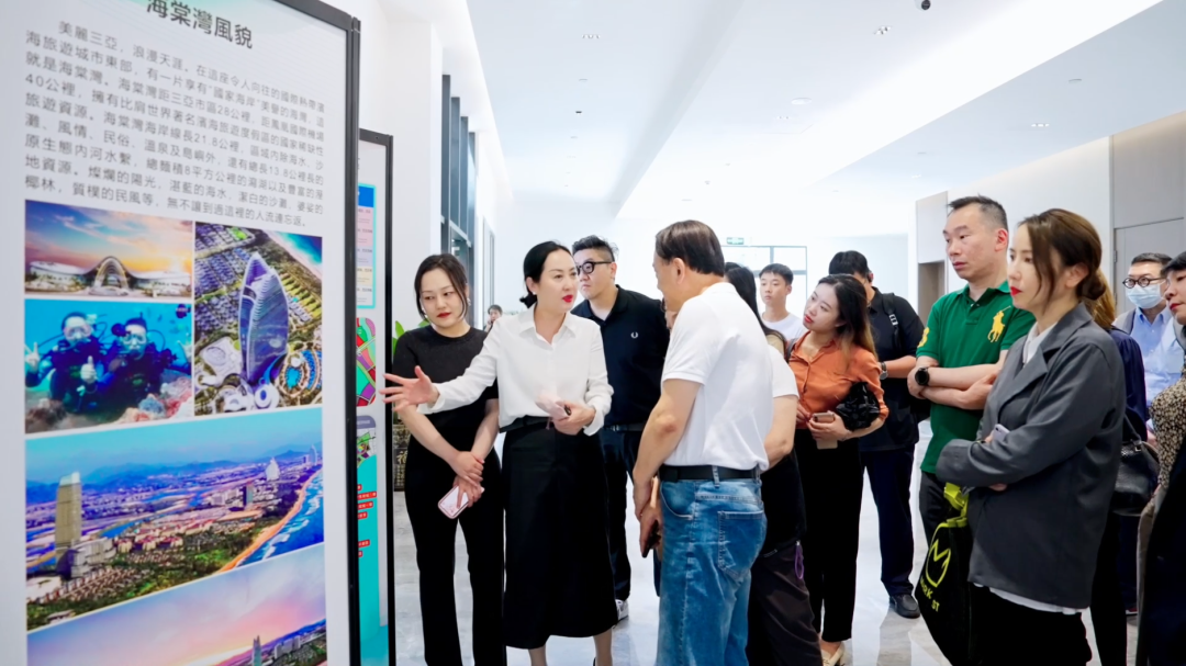 圖3 香港商協會和企業代表到海棠區進行實地考察.png