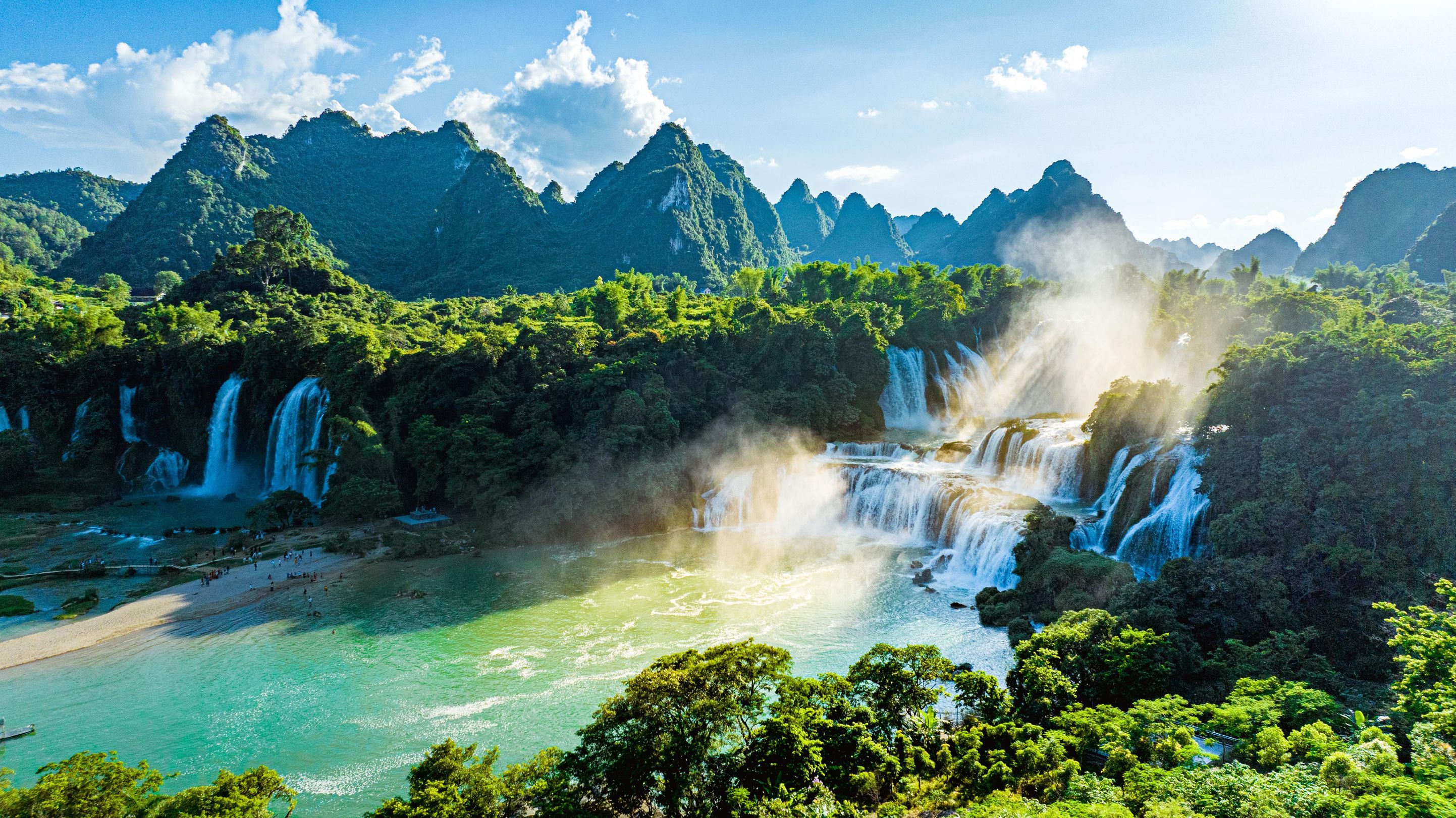 2.德天跨國瀑布(廣西體育局 供圖).jpg