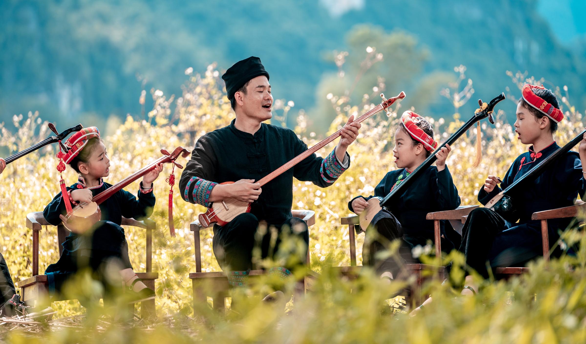 4.國家級非物質文化遺產壯族天琴技藝(廣西體育局 供圖).jpg