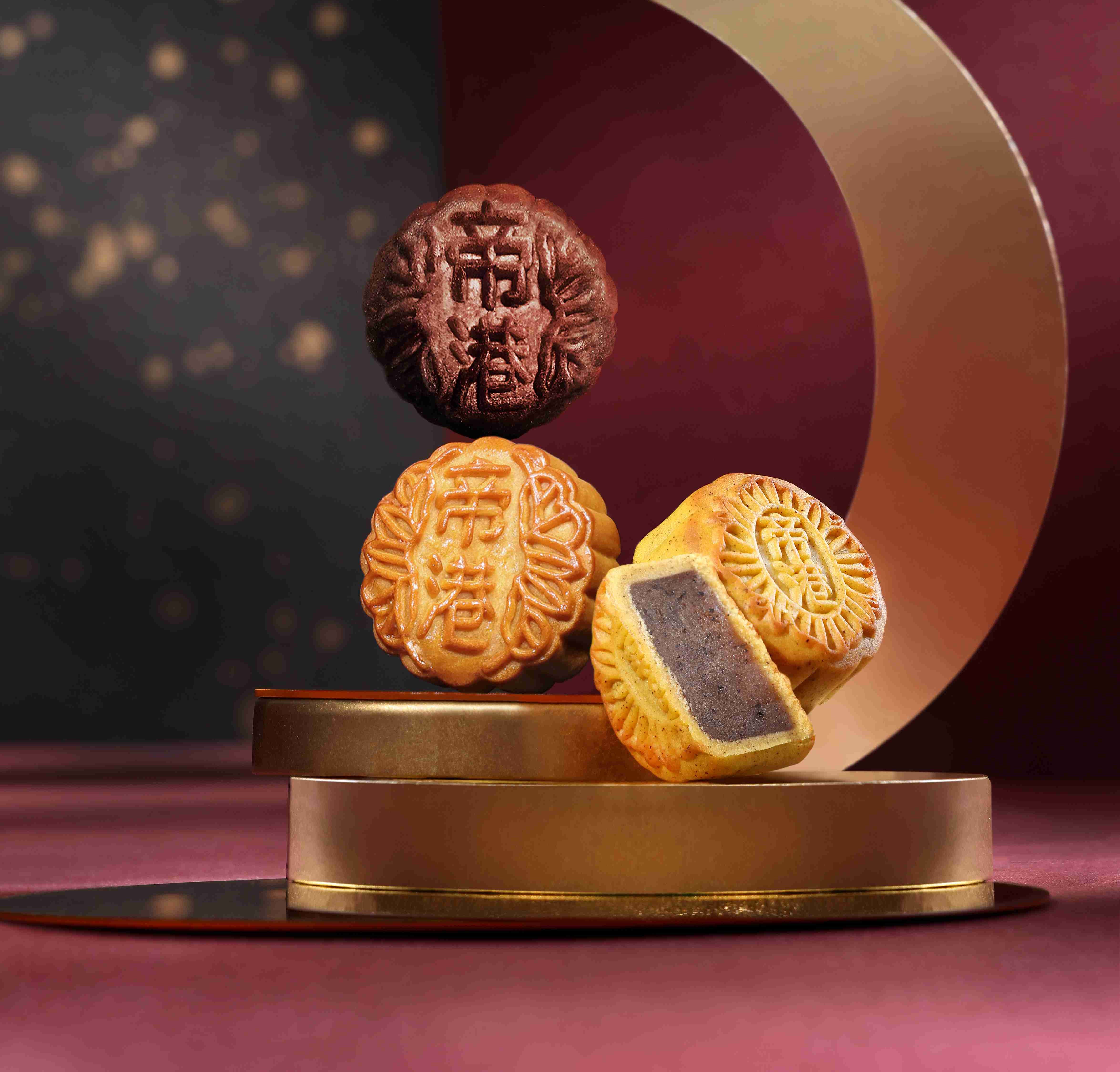 Mooncake Combo Set 三色月餅禮盒.jpg