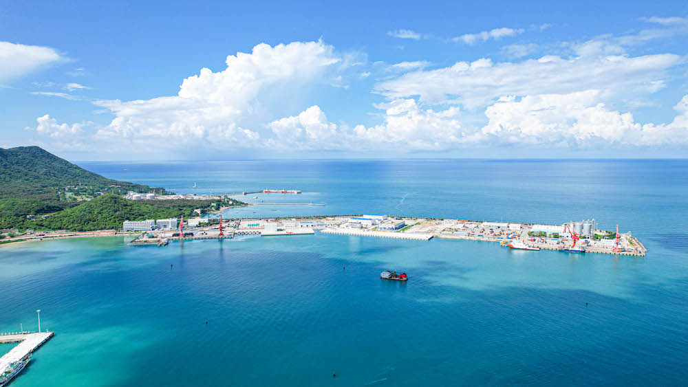 圖1-海南三亞南山港公共科考碼頭航拍圖(圖片來源:三亞崖州灣科技城融媒體中心).jpg
