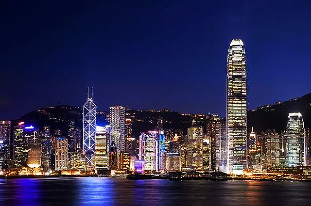 图三 香港是全球重要的国际金融中心.jpg