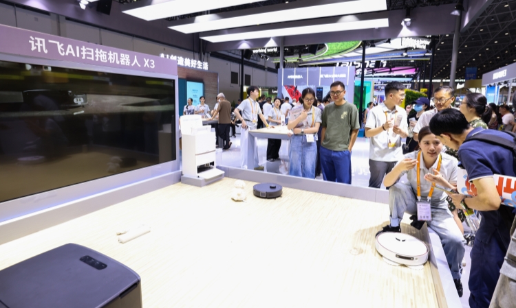 扫地机器人.jpg