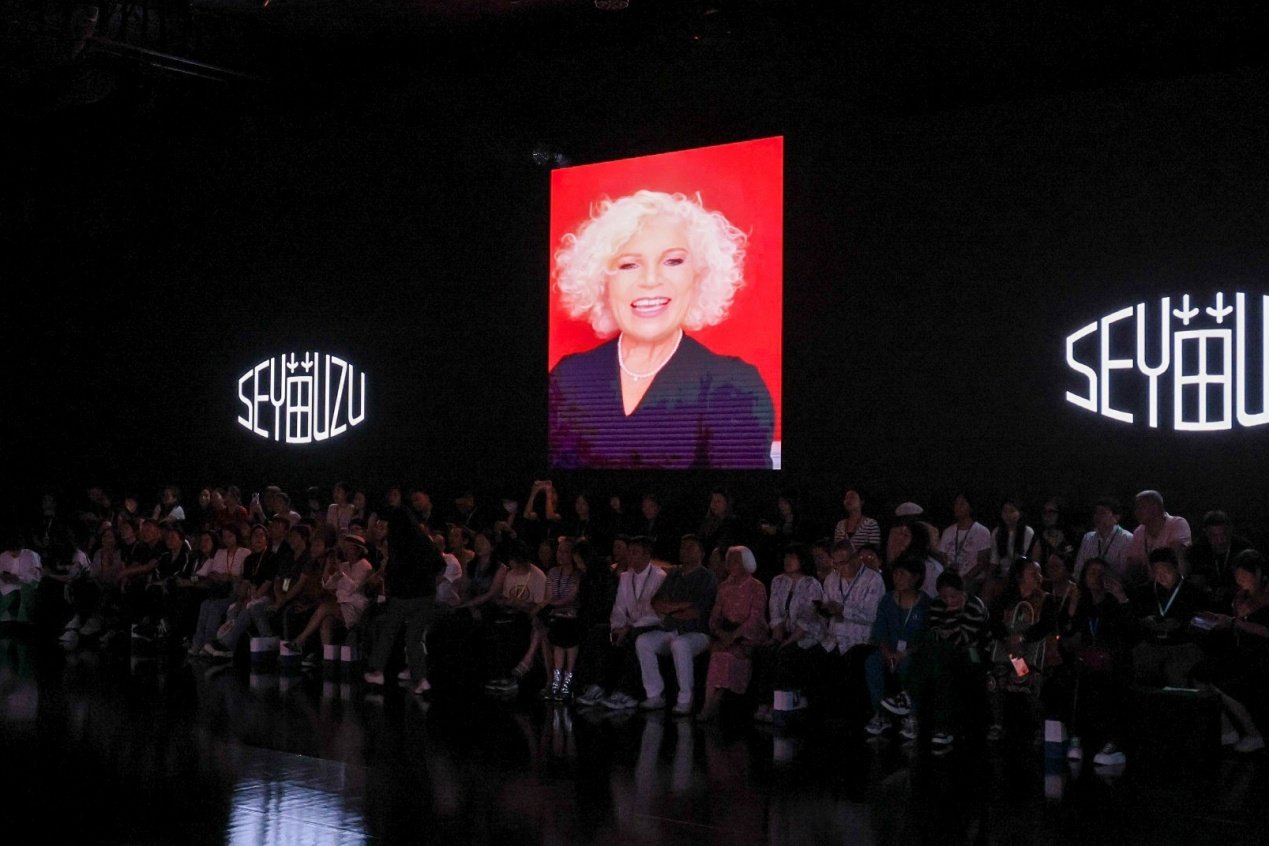 图3：法国ESMOD广州法国高等服装设计学院国际院长Zora Gerault.png