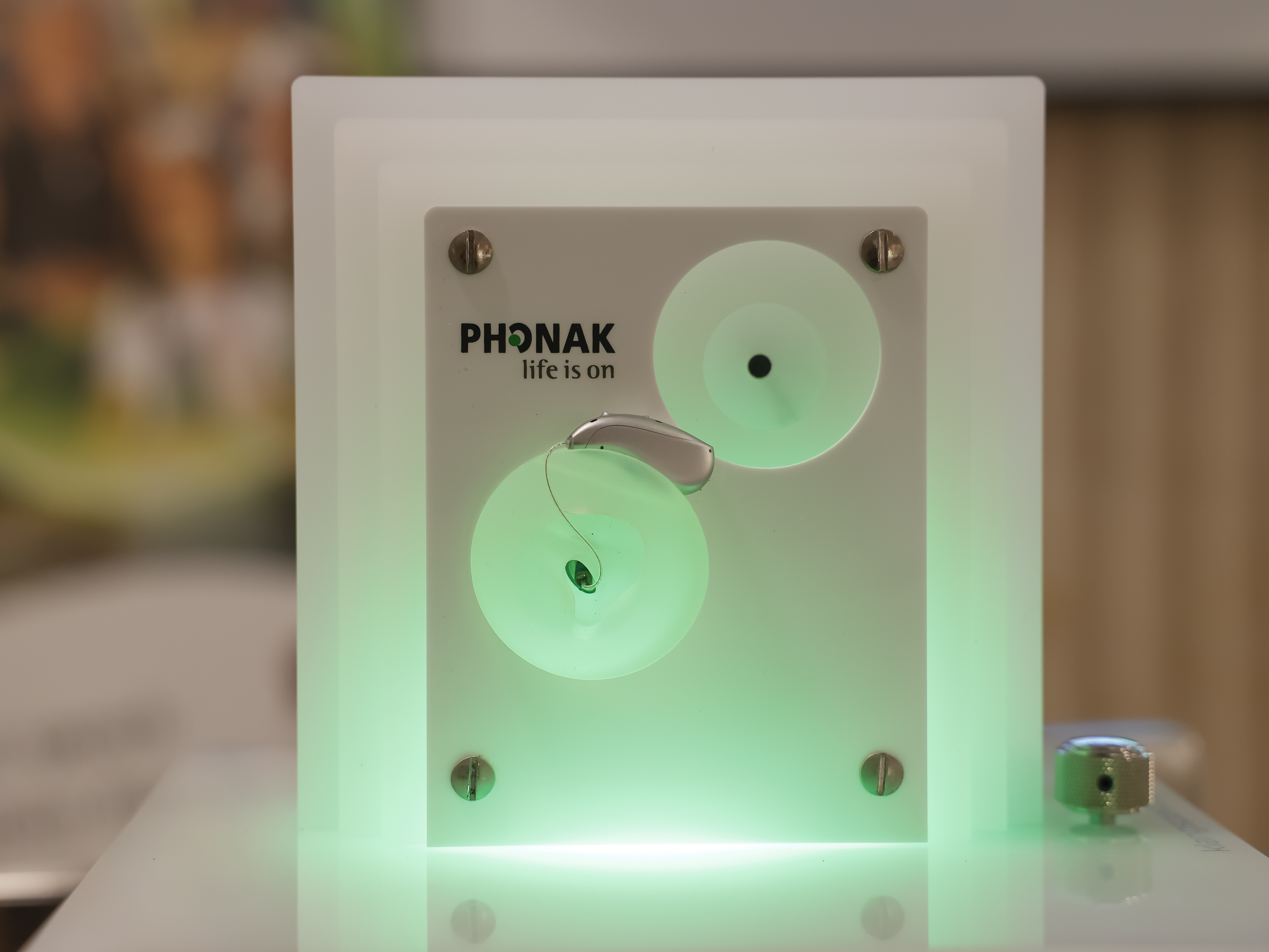 (8) Audeo Sphere Infinio 微型開放式設計提升佩戴舒適度.jpg