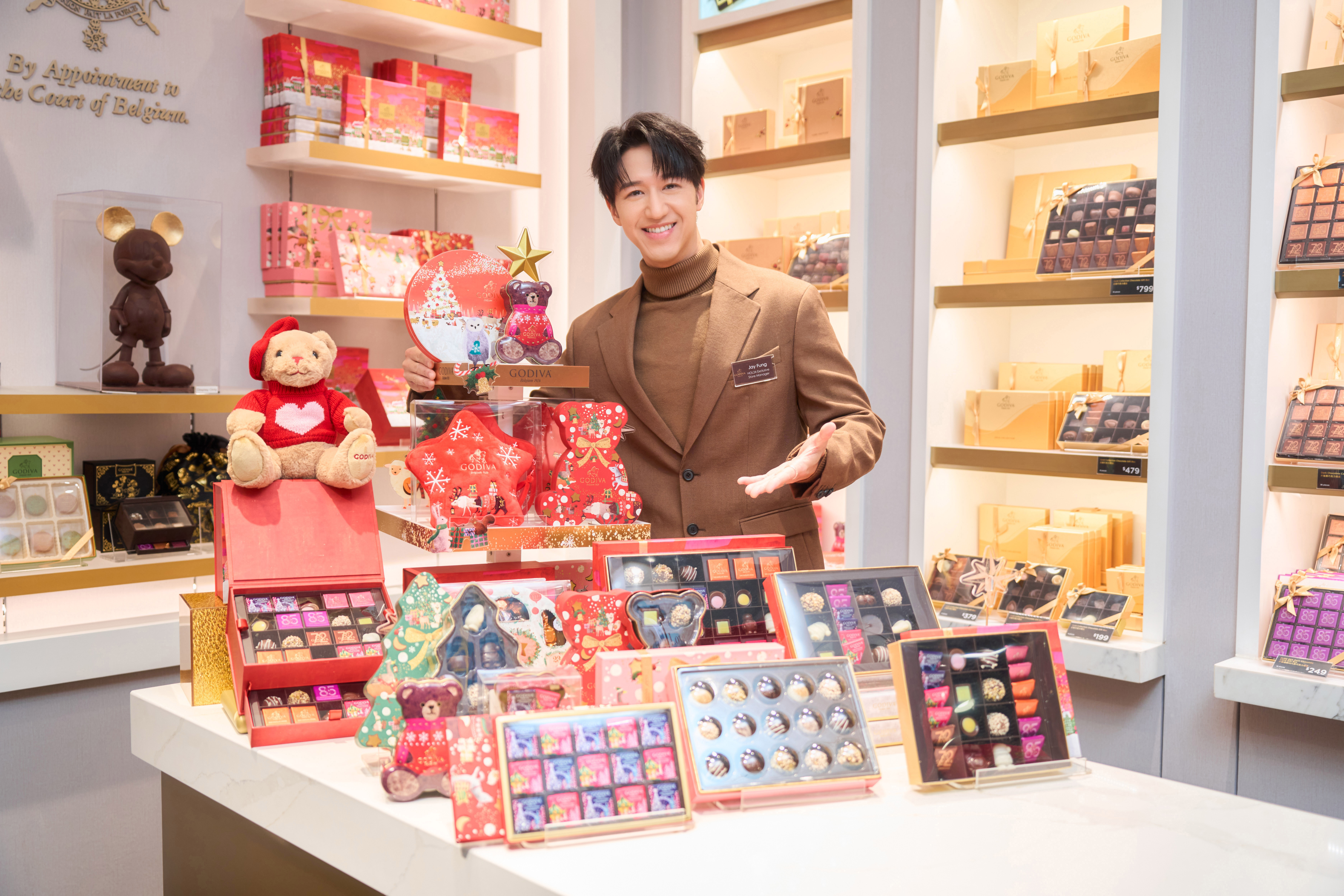 GODIVA 2024聖誕限定巧克力系列矚目登場 人氣歌手馮允謙Jay Fung化身IFC專門店一日星級店長 (4).jpg