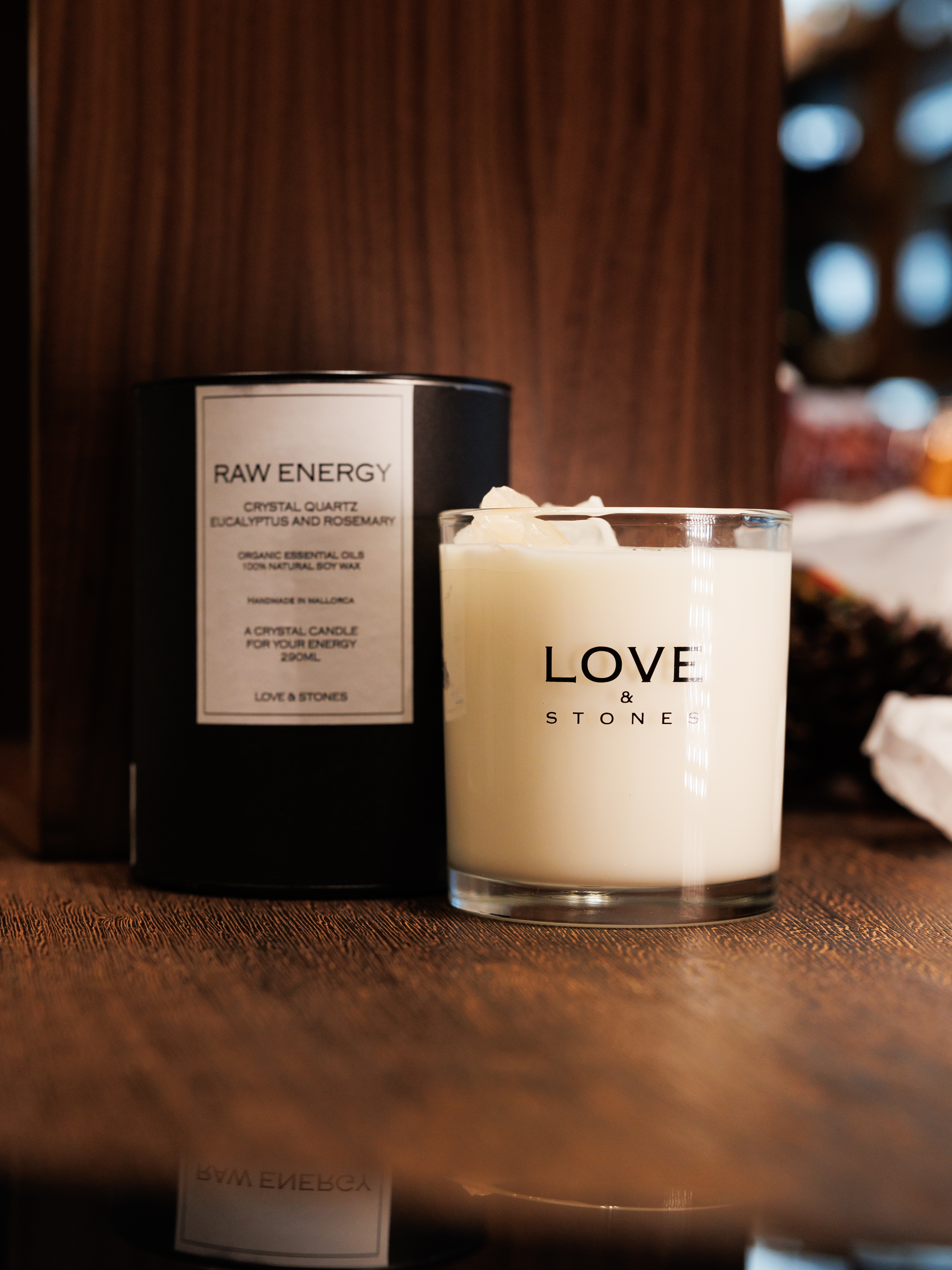 THE LITTLE SHOP_LOVＥ & STONES_GLASS RAW DREAM ROSE QUARTZ SCENTED CANDLE 290ML_HKD350 (1).jpg