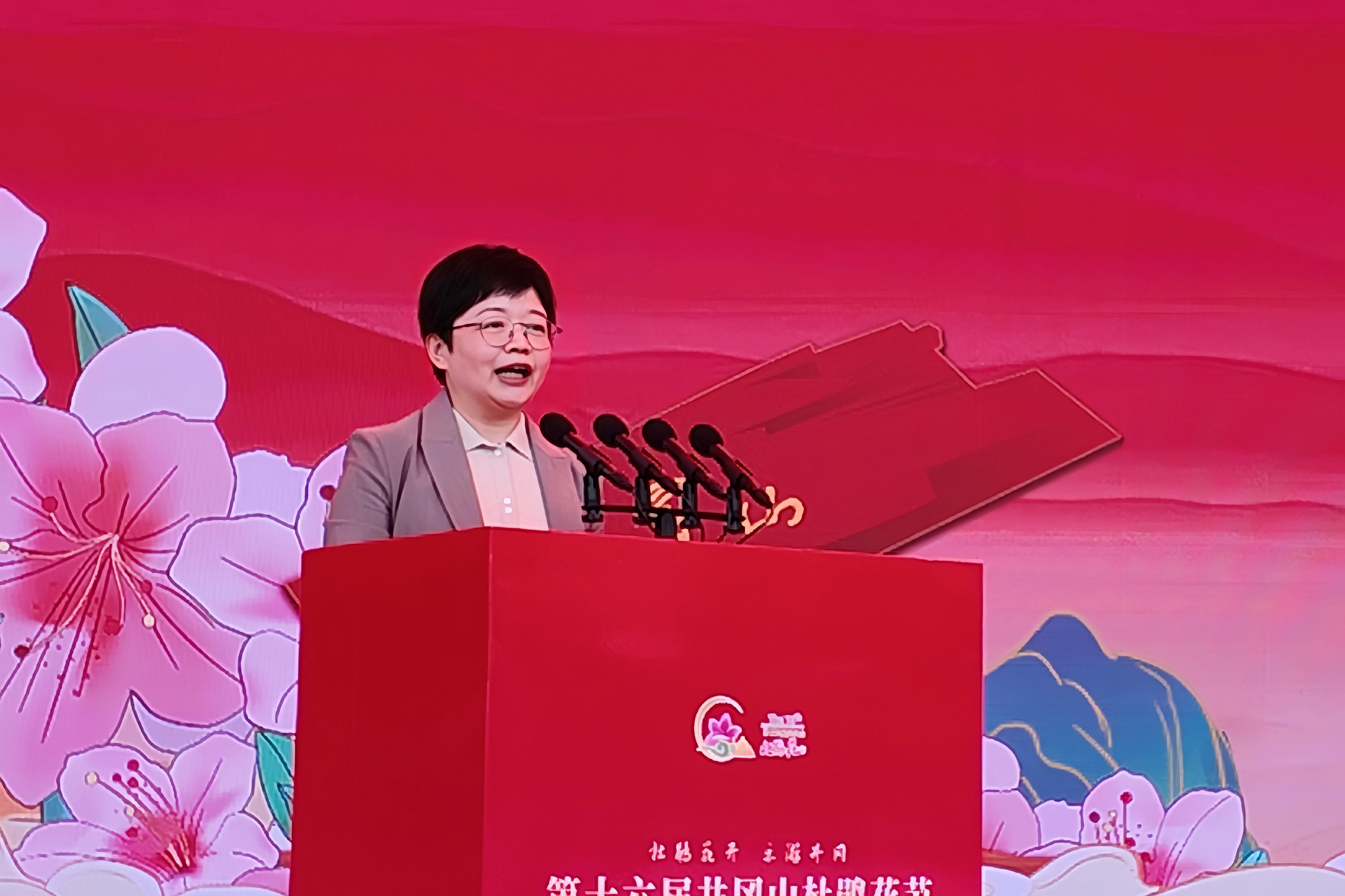 图1：吴艳玲(1).jpg