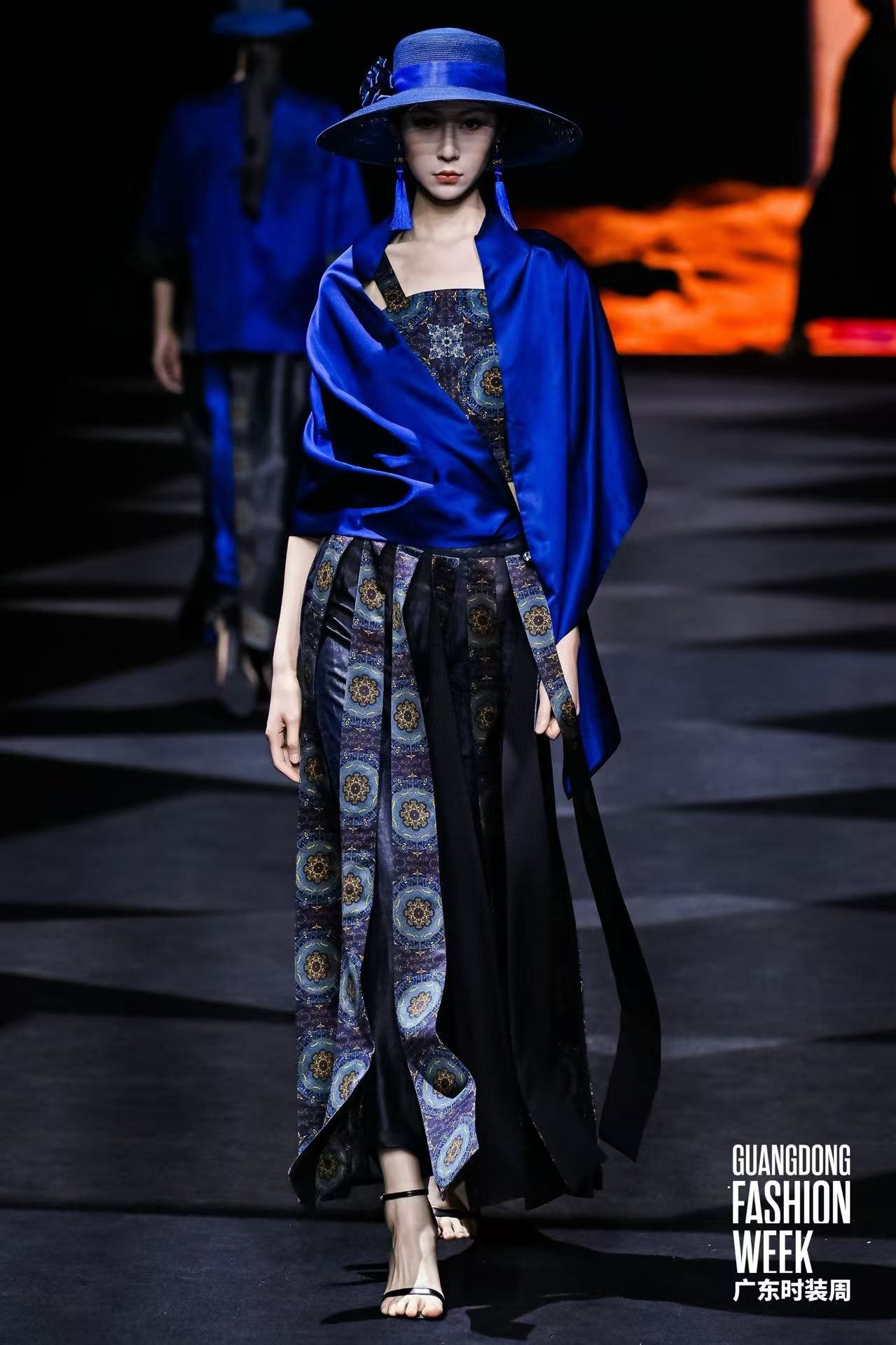 4、霆禧走秀「錦繡山河」之宋錦經典紋飾系列服飾.jpg