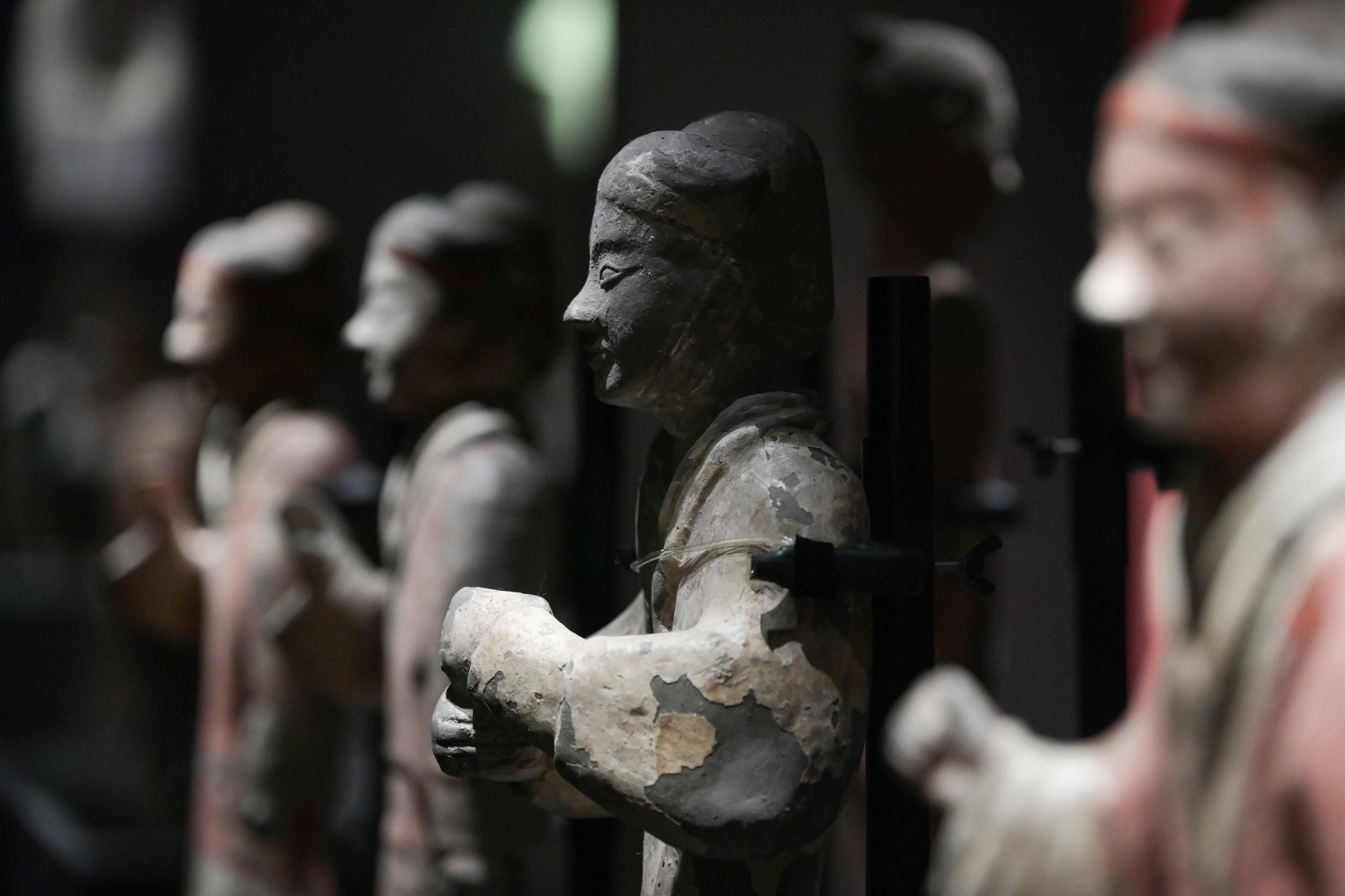 图二：“汉和天下——西汉帝陵文化展”相关展品 图片由南昌汉代海昏侯国遗址管理局提供.jpg