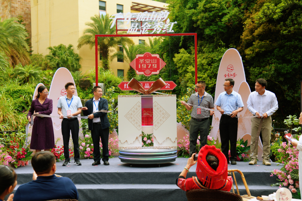 2、新品發布儀式現場（王揚 攝）.jpg