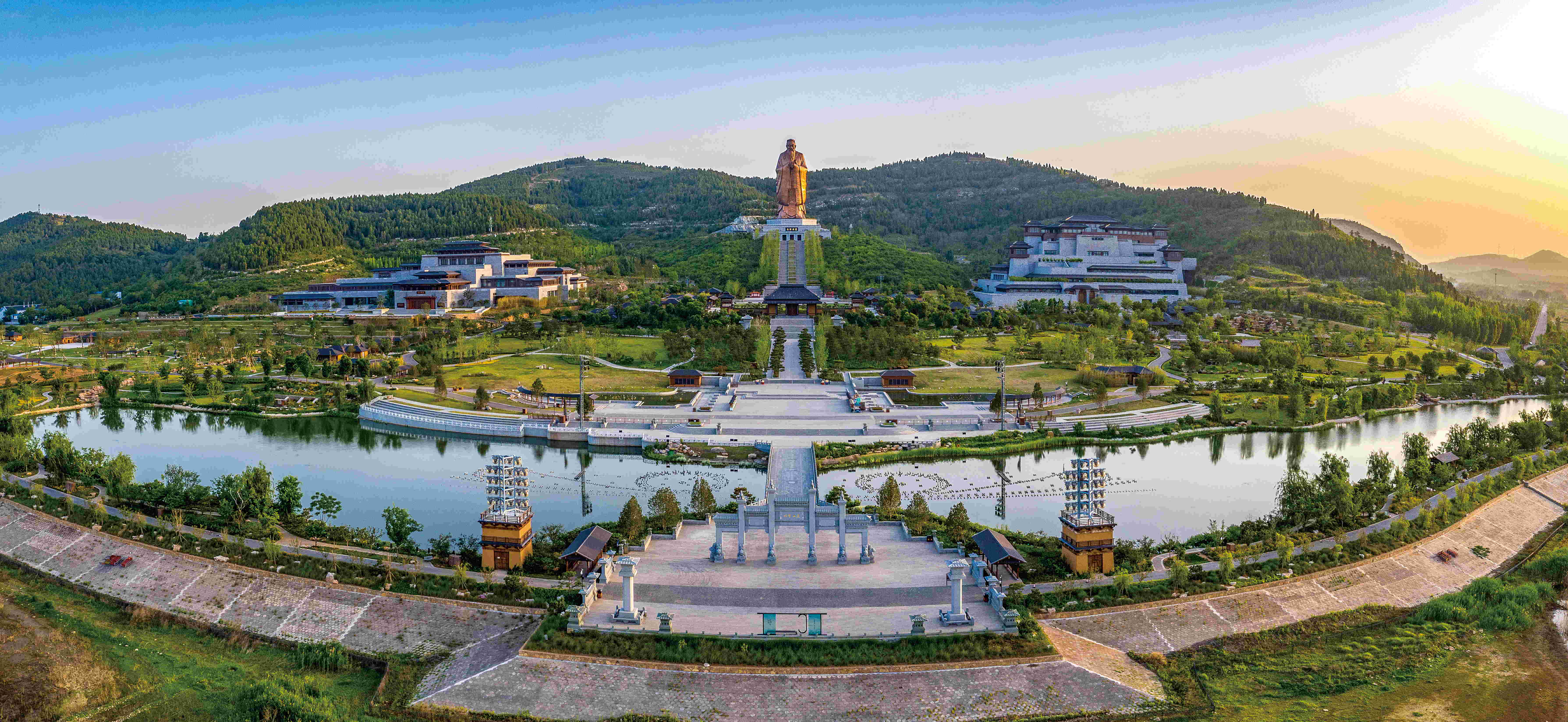 尼山聖境 攝影:顏丙峰 _看圖王.jpg